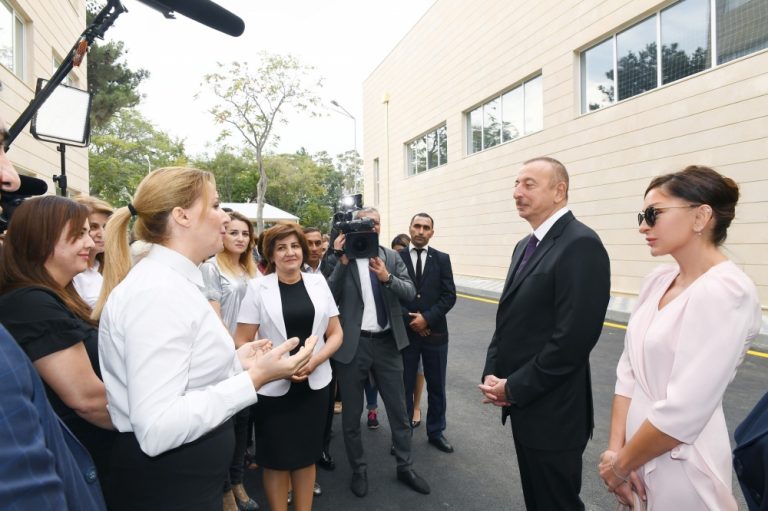 ilham aliyev mekteb 02