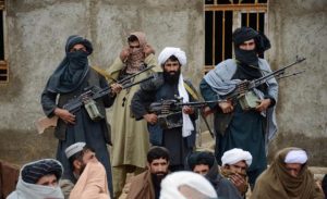 taliban_a_askeri_baski_yapmaya_devam_h438337_47e07