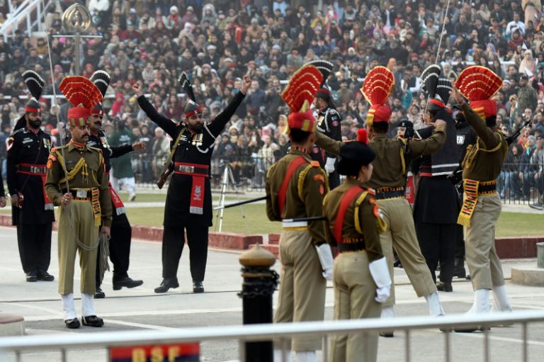INDIA-PAKISTAN-POLITICS-CEREMONY