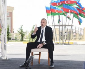 İLHAM ALİYEV QOBU02