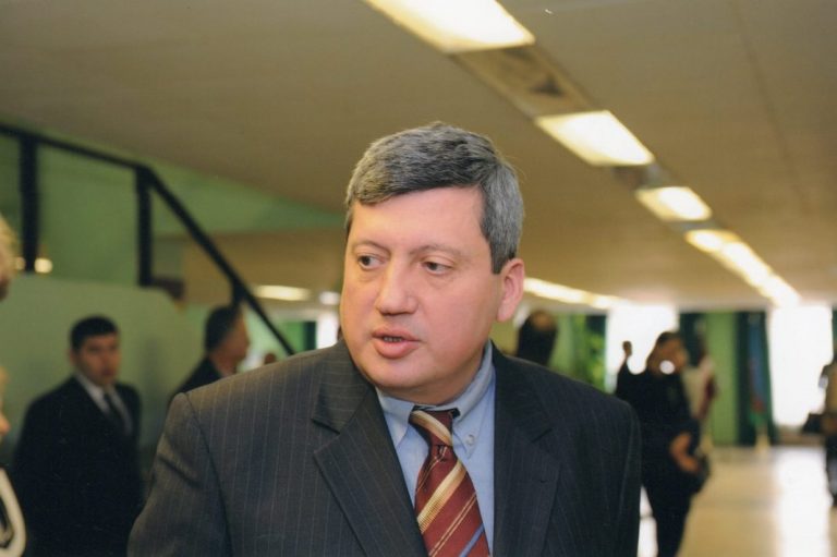 TOFİQ ZULFUQAROV