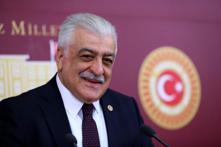 samil ayrum