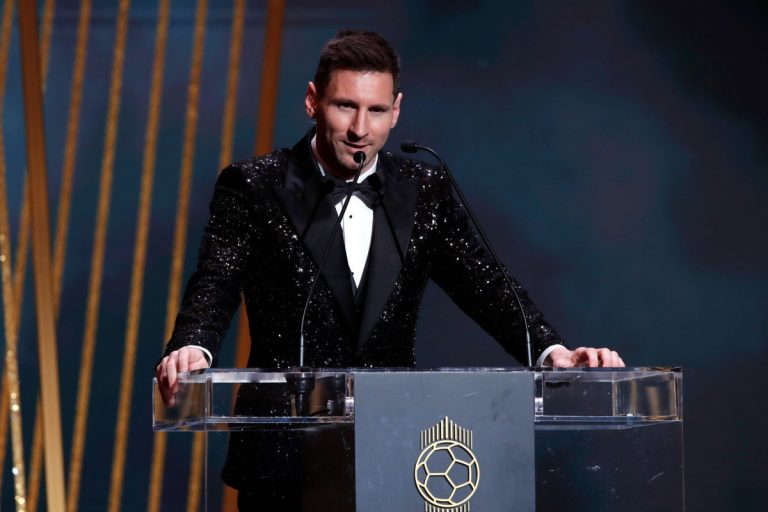 messi qizil top