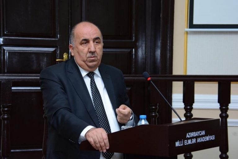 vaqif akade