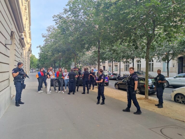 ermeni paris azeri hucum