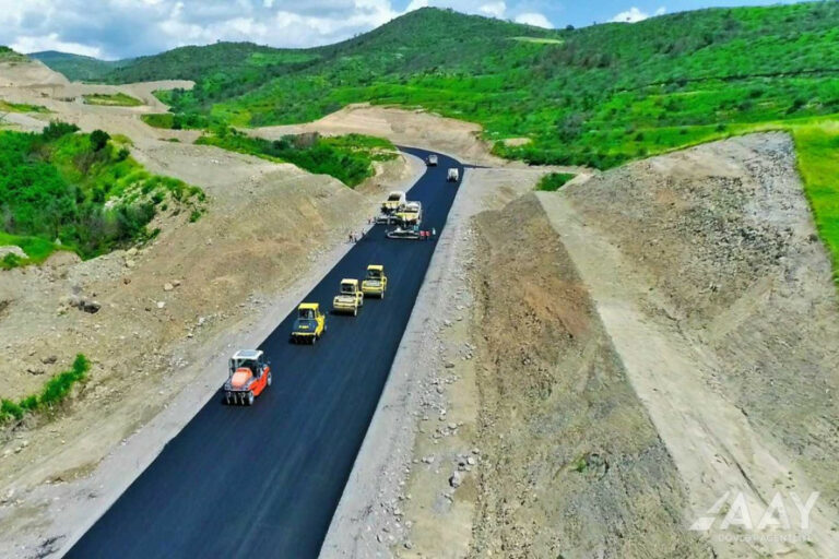 lacin yol