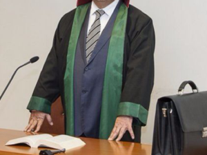 Azərbaycanda vəkillərin