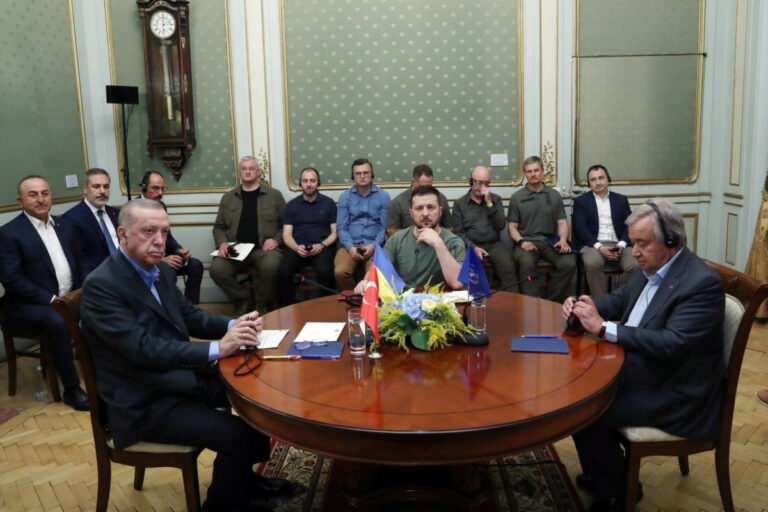 erdoqan zelenski quteres gorus lv