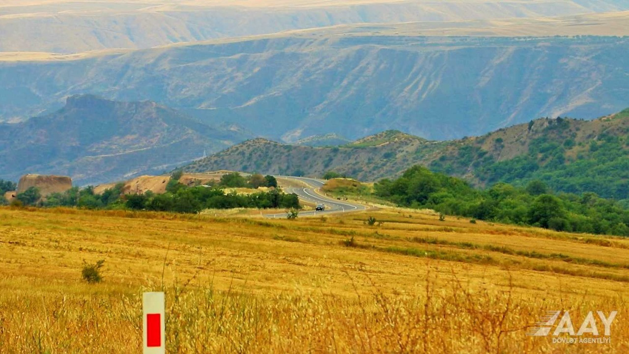lacin yol02