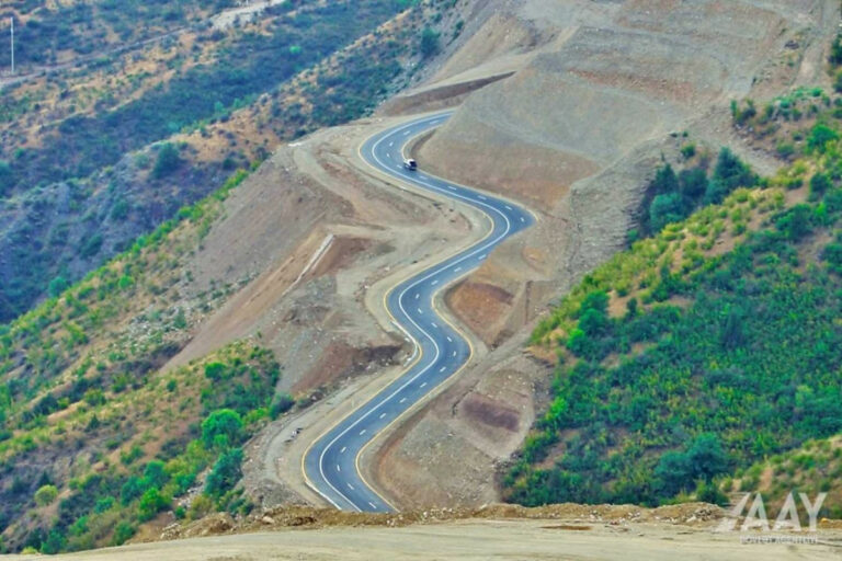 lacin yolu yeni