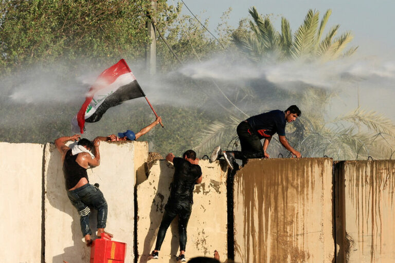 upload-2022-07-27T202841Z_377626663_RC2EKV99YD3S_RTRMADP_3_IRAQ-PROTESTS-pic_32ratio_900x600-900x600-95695