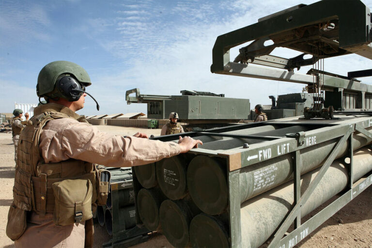 upload-USMC-090301-M-0000S-006-pic_32ratio_900x600-900x600-74079