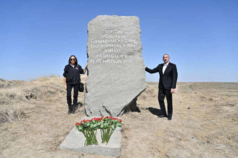 ilham xanım füzuli abide