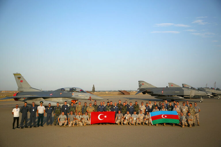 turk f16 baki