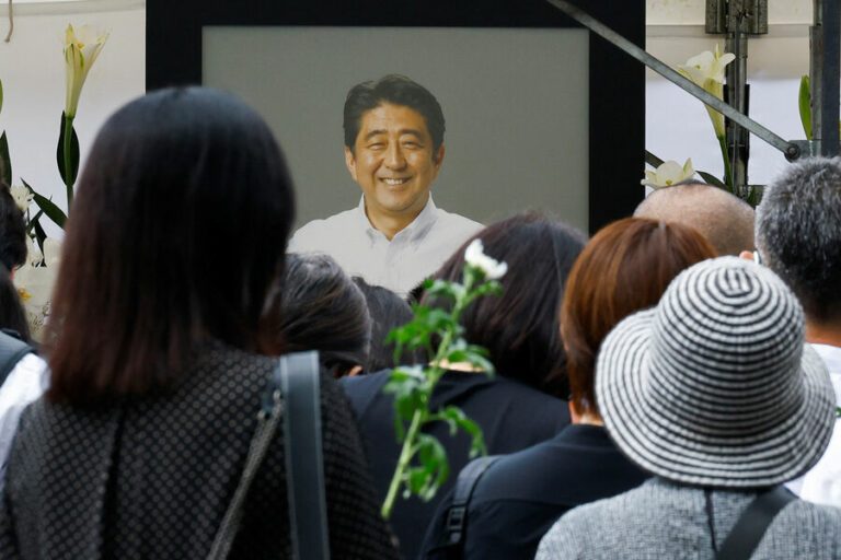 upload-2022-07-12T011304Z_381874158_RC20AV9TH9KP_RTRMADP_3_JAPAN-ABE-FUNERAL-pic_32ratio_900x600-900x600-33416