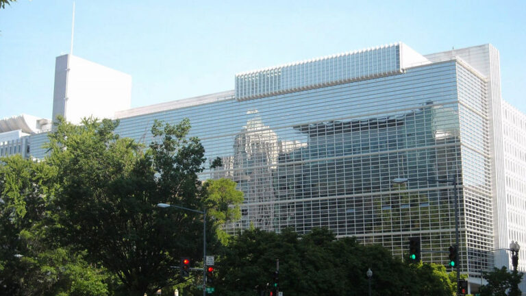 World_Bank_building-pic905-895x505-85510