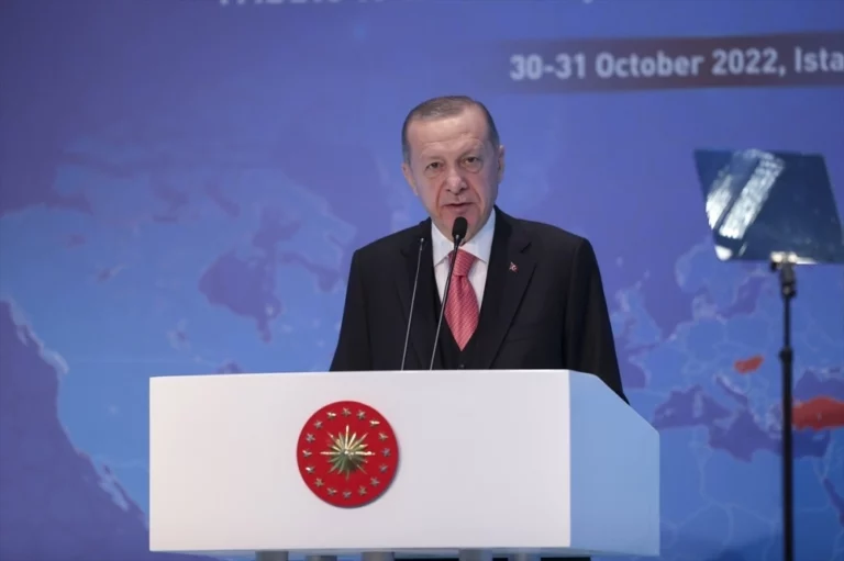 cumhurbaskani-erdogan-8-turk-tip-dunyasi-kurultayinda-konustu-1
