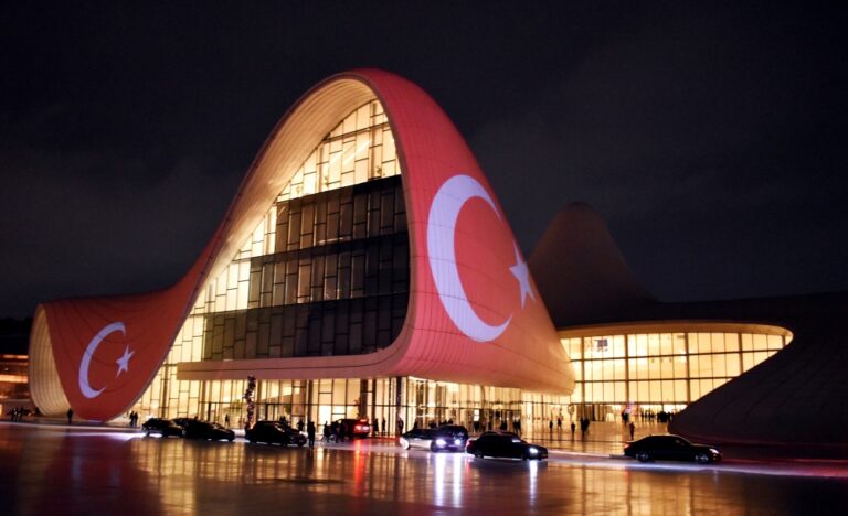 heyder turkiye bayraq