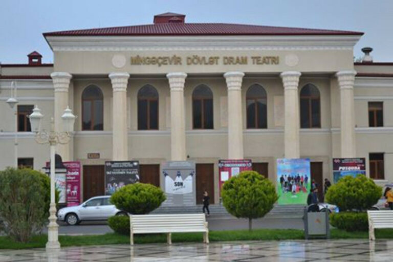 mingecevir teatr
