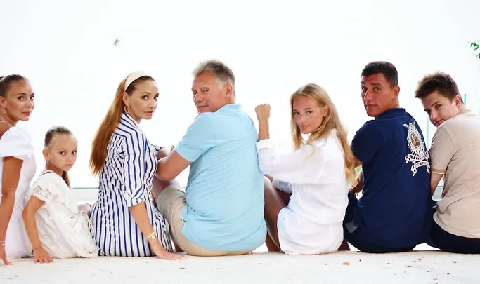 peskov aile
