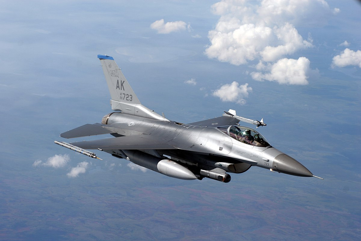 F35