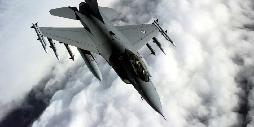 f16