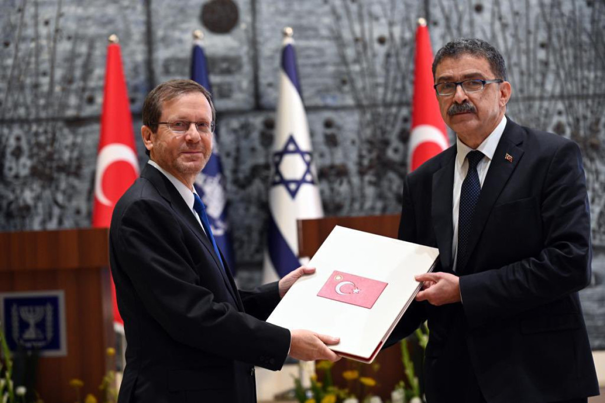 israil prez turk sefir
