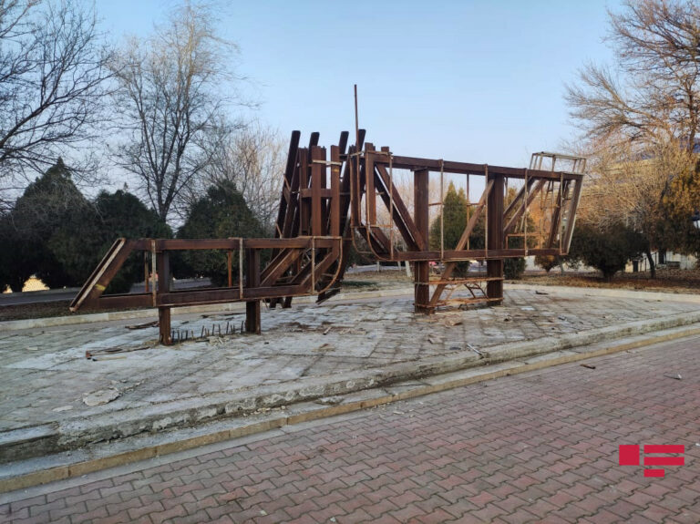 naxcivan komusnit