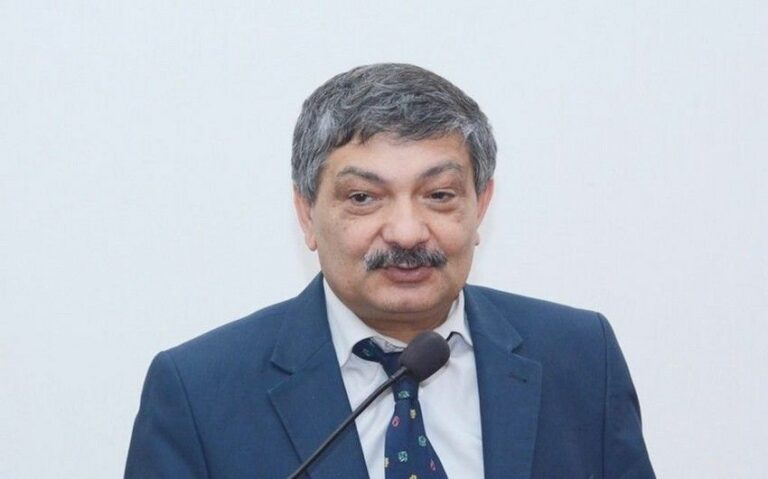 tahir emiraslan