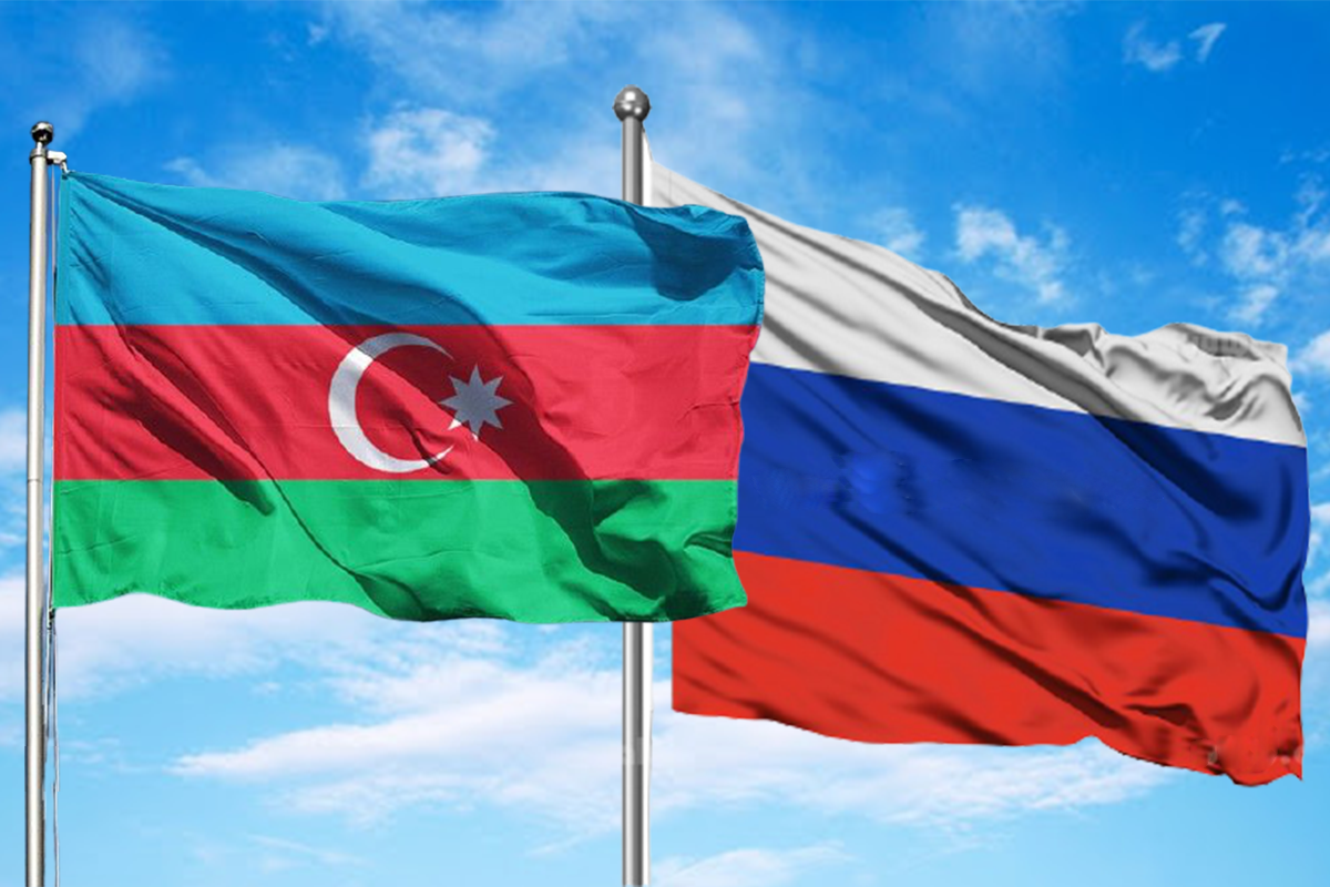 bayraq az rus