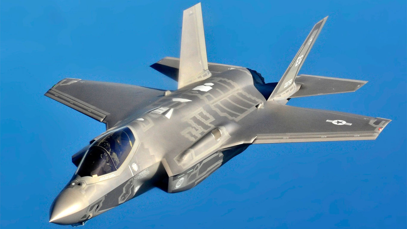F-35A_flight_cropped