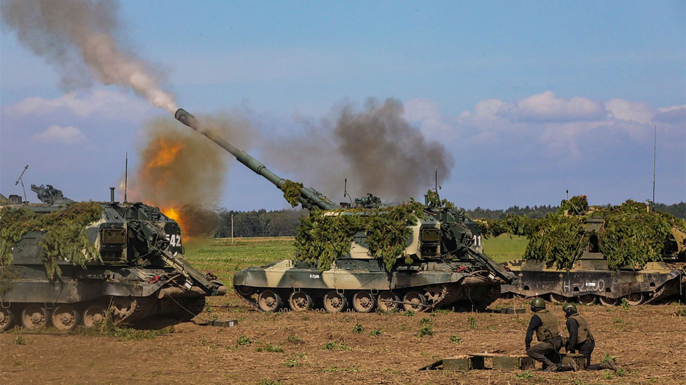 Zapad_2021_tank_shooting_Obuz-Lesnovsky