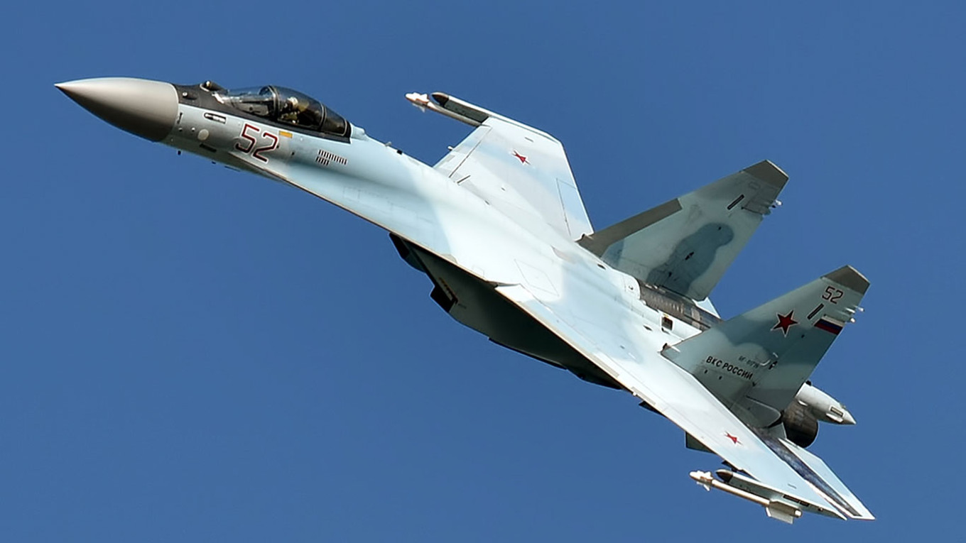 Russian_Air_Force_RF-81719_Sukhoi_Su-35S_49581740157-2