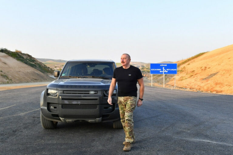 ilham aqldam yolu