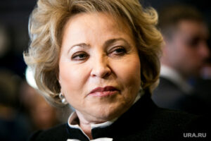 517875_Sbor_Federalynogo_sobraniya_na_ezhegodnoe_poslanie_prezidenta_Rossii_Moskva_matvienko_valentina_250x0_3600.2400.0.0