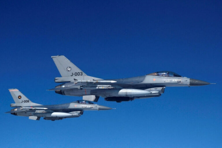 F16-lar