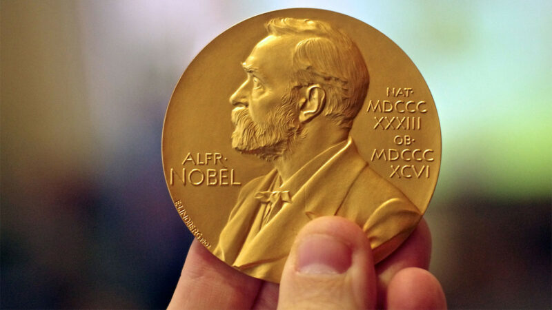 Nobel mükafatçıları Qərbi Putini prezident kimi tanımamağa çağırdı - MÜRACİƏT