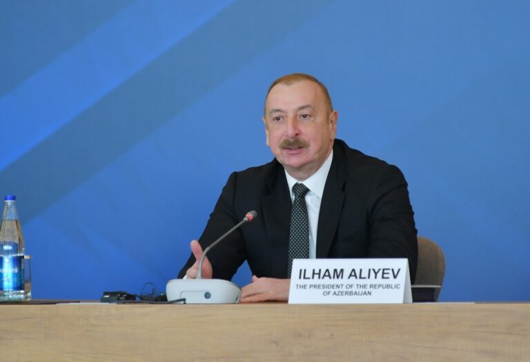 ilham forum01