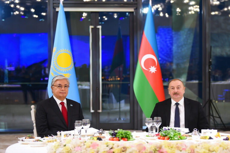 ilham tokayev ziyafet