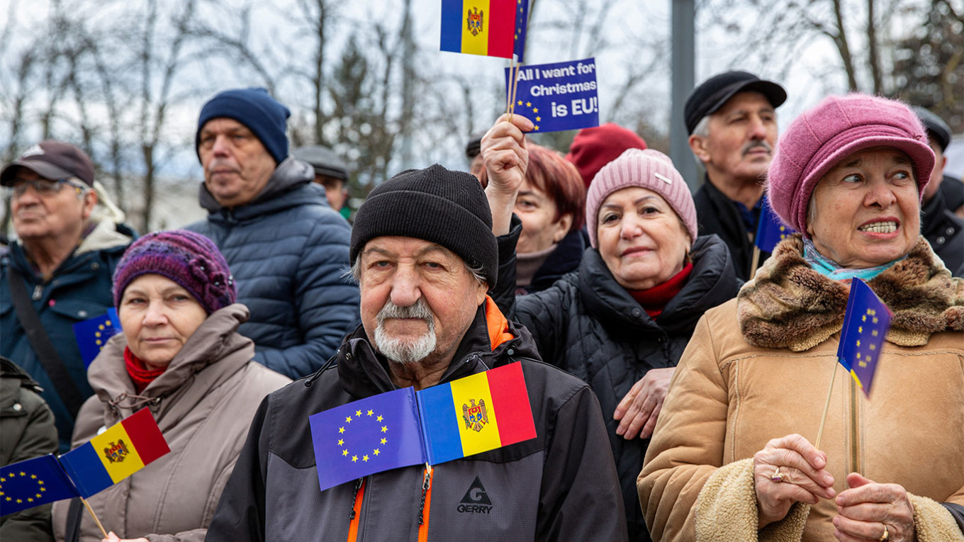 AFP__20231217__347Y6VA__v3__HighRes__TopshotMoldovaPoliticsDiplomacyEu
