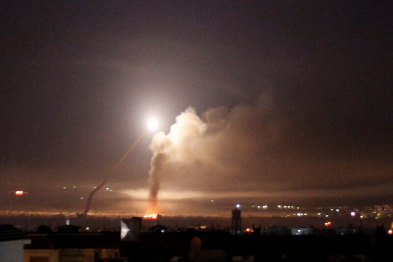 İsrail İranın hərbi obyektlərinə zərbə endirib