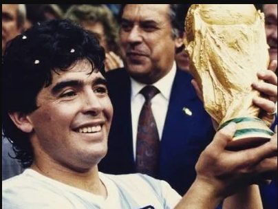 Maradonanın itmiş sayılan “Qızıl Top”u hərracda üzə çıxıb –Varislər məhkəməyə üz tutub