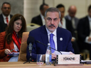 Türkiyə London sammitinə