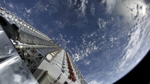 Starlink_Mission_(47926144123)_large