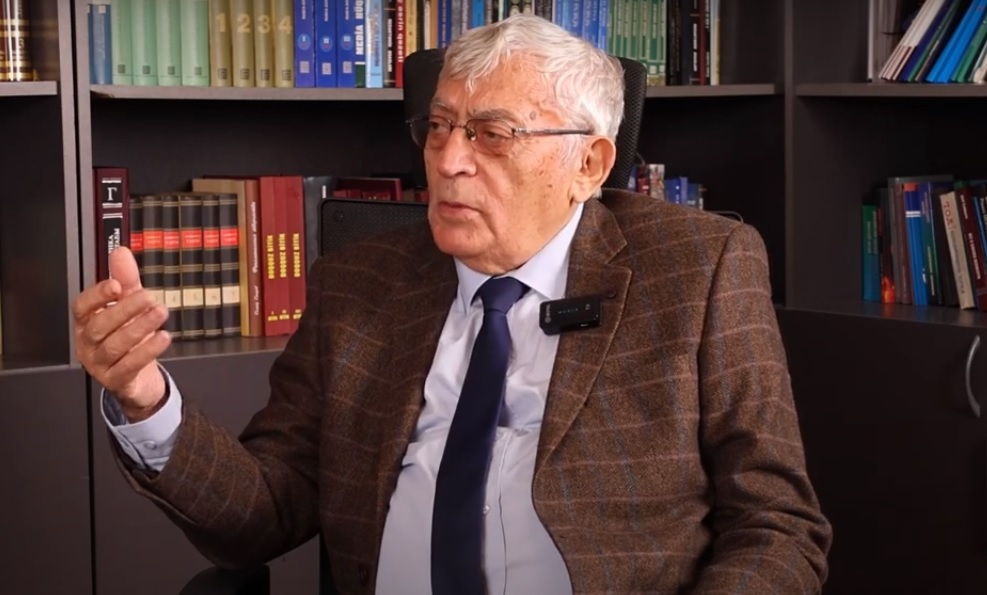 zahid xelil esas