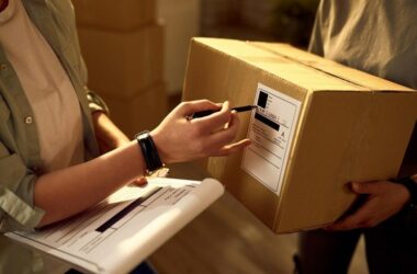 USPS Çindən bağlama qəbulunu dayandırıb