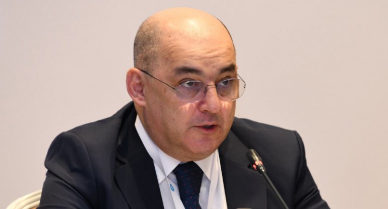 General post rəisini rəhbər təyin etdi