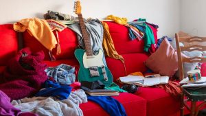 messy_interior_full_clothing_23_2151300164_1db074310b991a1050ba5bb7a20ce35f_1200x675