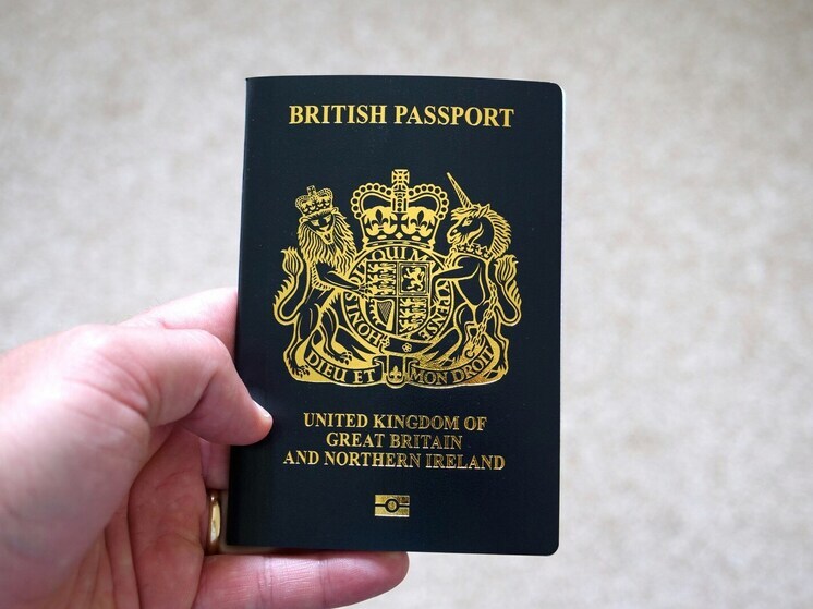 Britaniya pasportu
