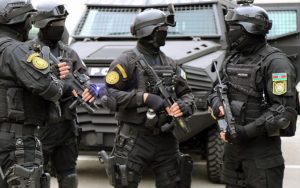 Polis